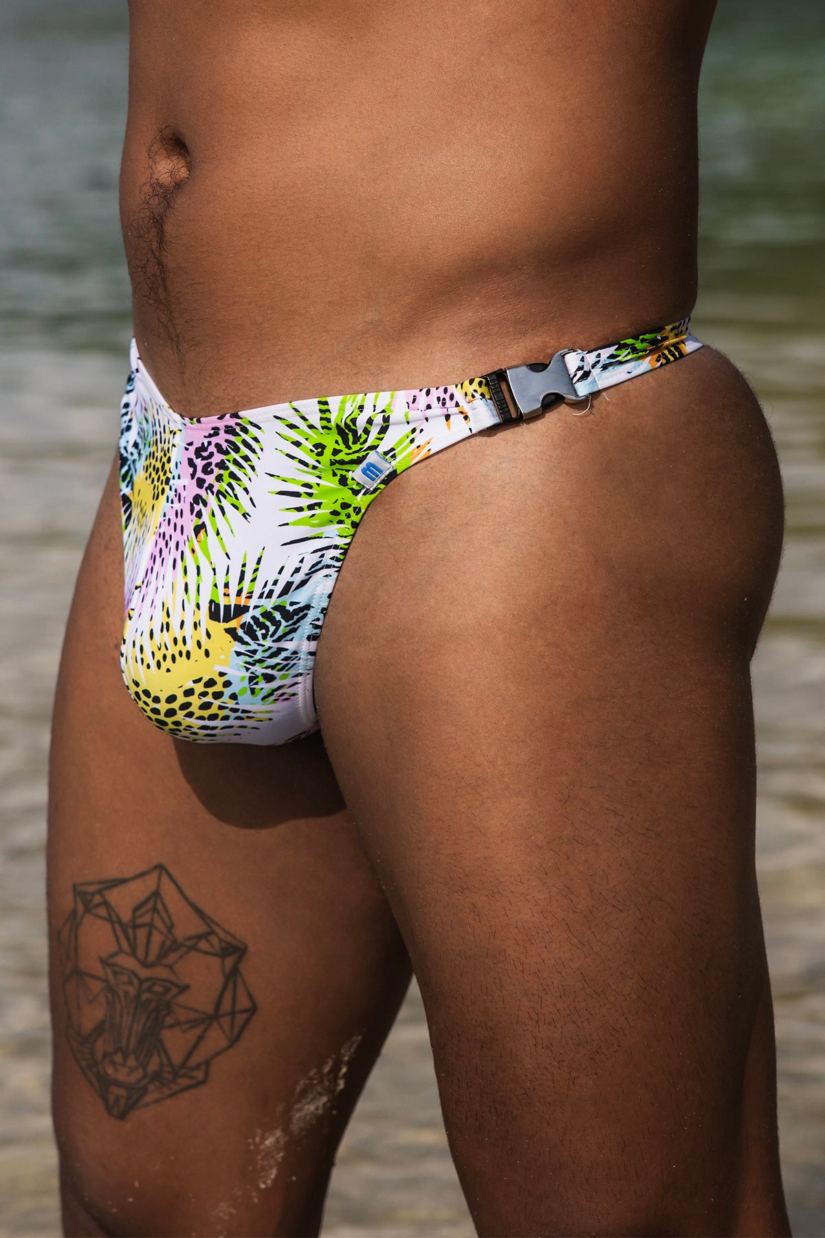 Bond Leopard Palms 005 Clip Thong