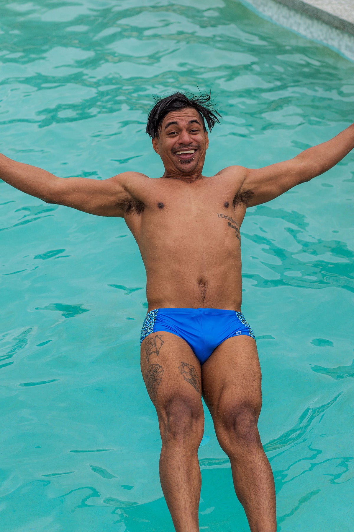 Byron Blue Leopard 007 Trunk